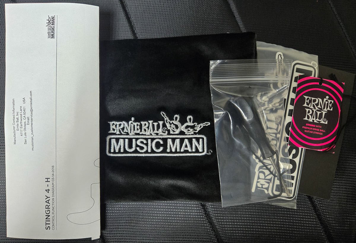 Ernie Ball Music Man StingRay Special Soda Pink Sparkle (469)