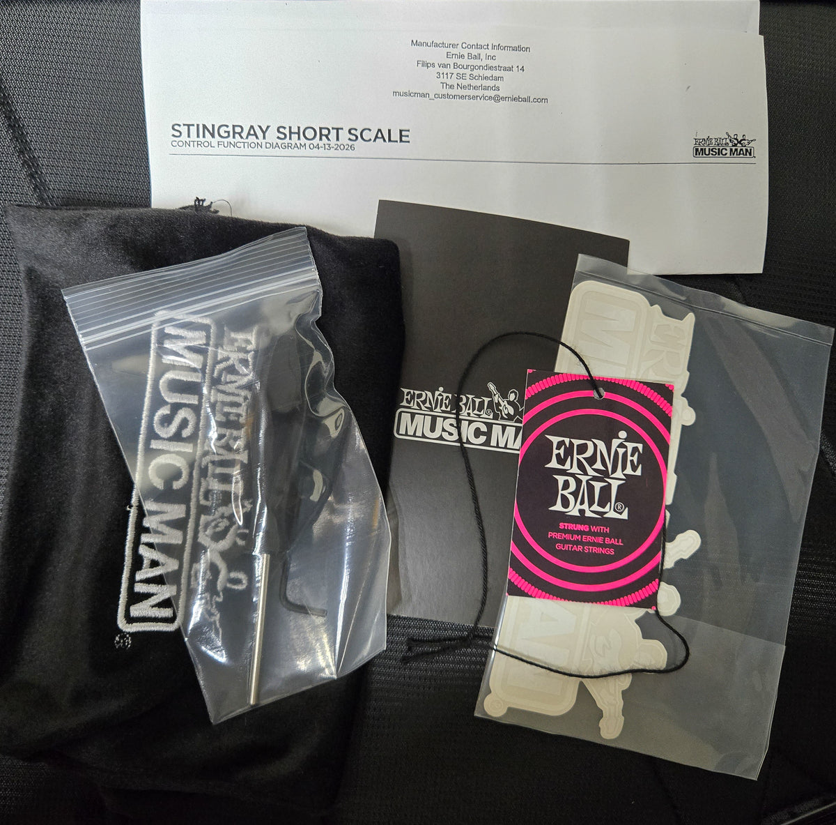 Ernie Ball Music Man StingRay Short Scale Bass Midnight Confetti (574)