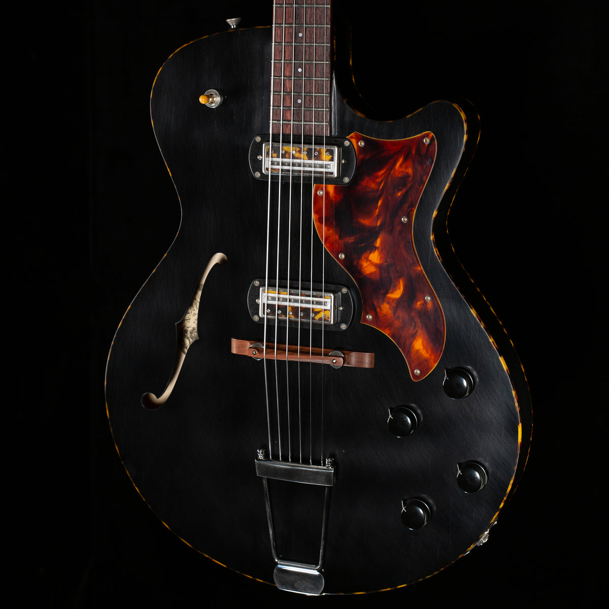 Collings Ladybird Jet Black Aged (083)