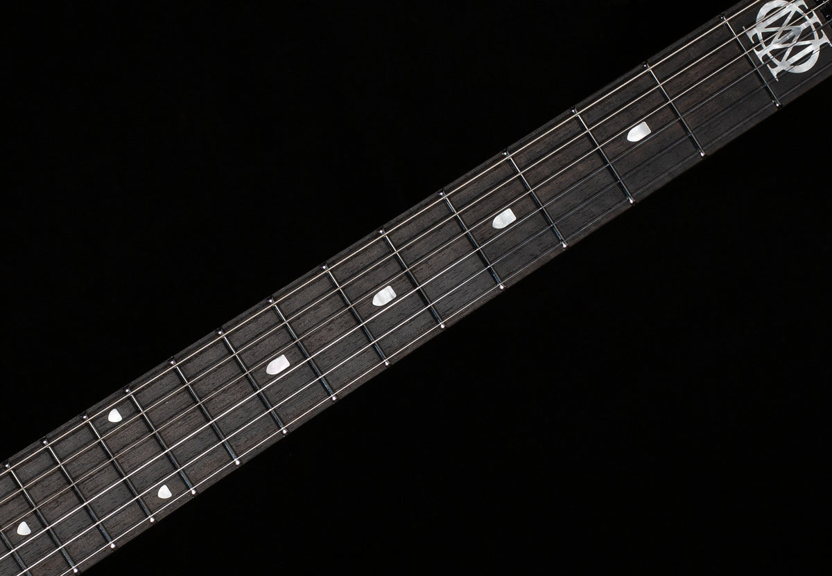 Ernie Ball Music Man Majesty 6 Blue Ink (451)