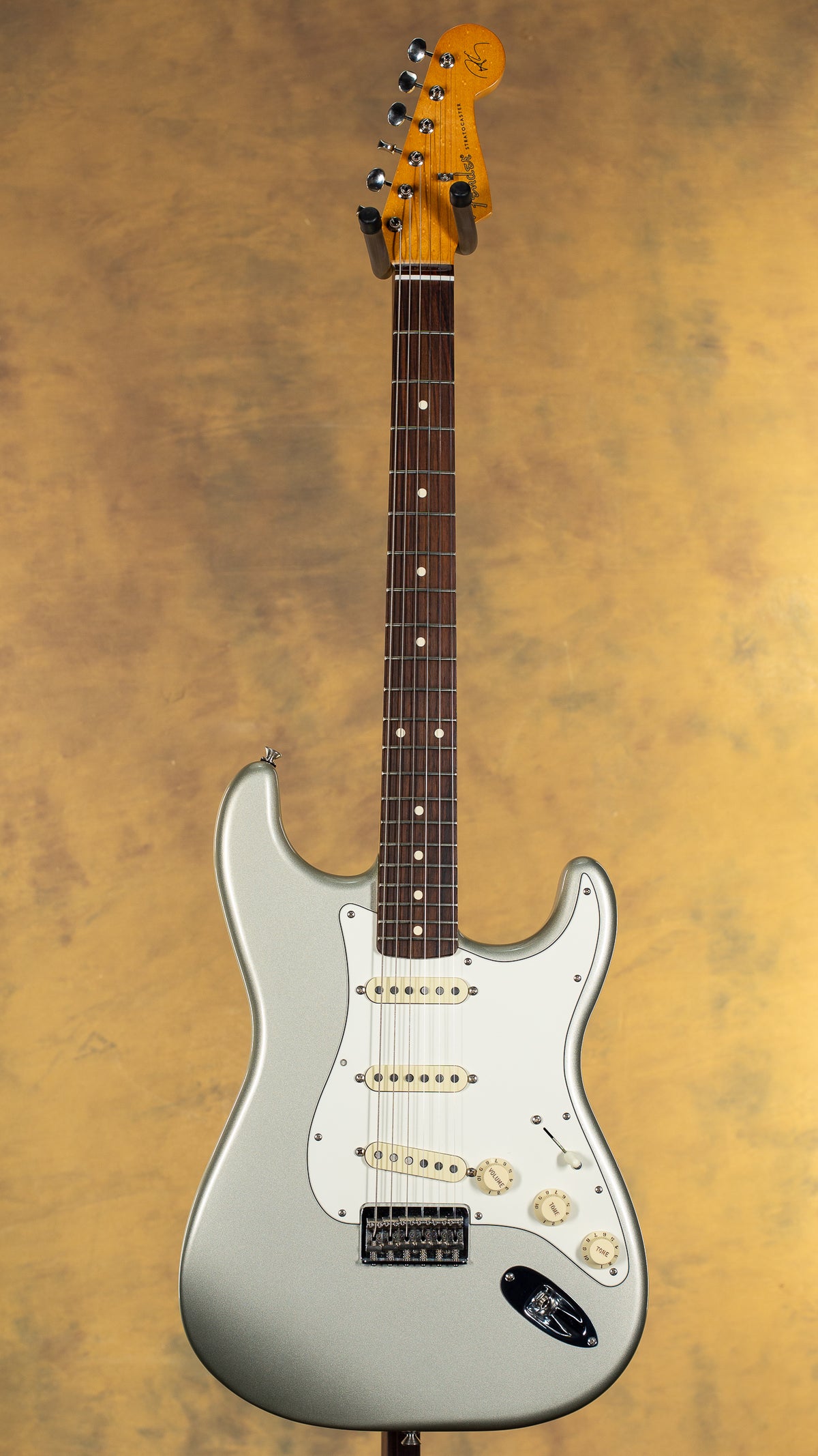 2017 Fender Robert Cray Stratocaster Inca Silver w/ Case