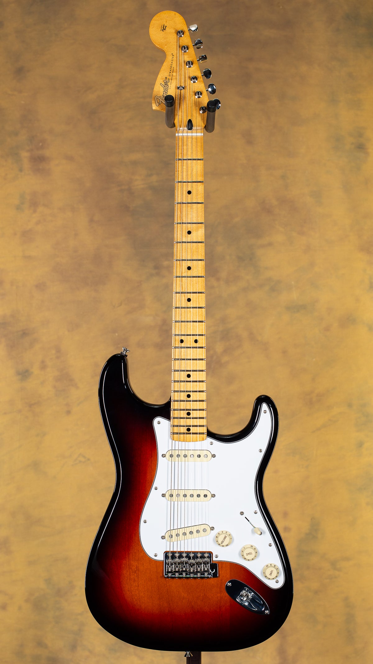 2018 Fender Jimi Hendrix Stratocaster 3-Tone Sunburst