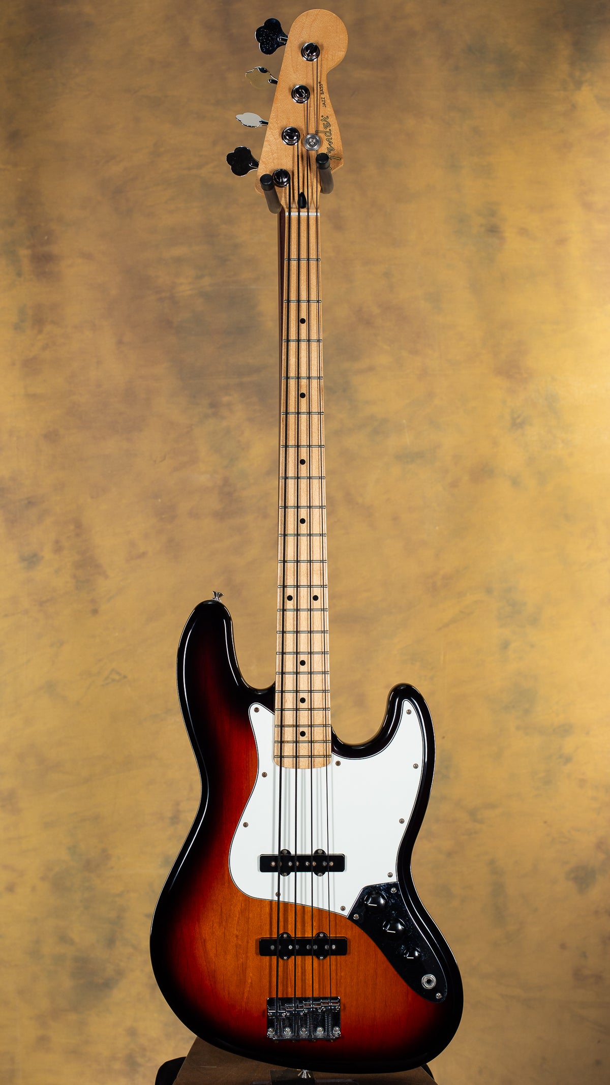 2020 Fender Player Jazz Bass Maple Fingerboard 3 Color Sunburst