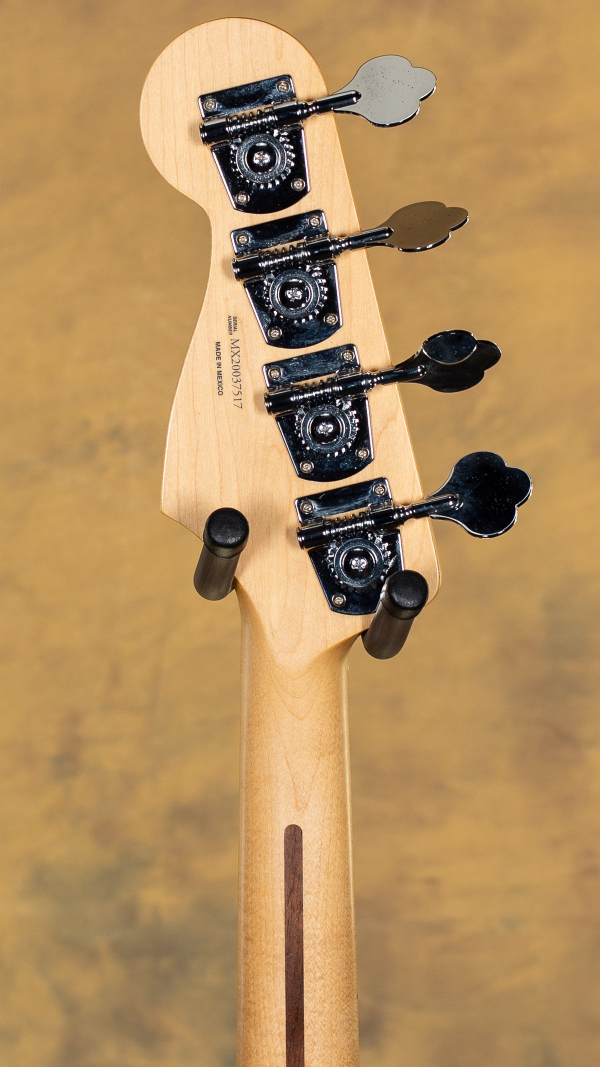 2020 Fender Player Jazz Bass Maple Fingerboard 3 Color Sunburst