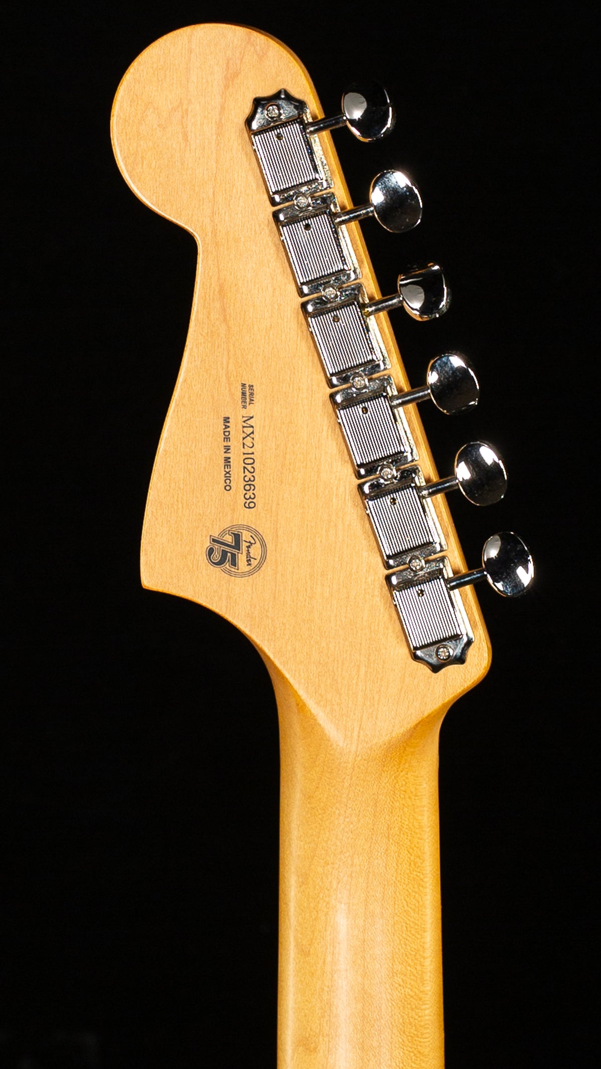 Fender Noventa Jazzmaster Maple Fingerboard Surf Green