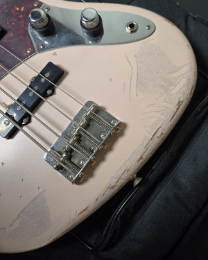 Fender Flea Jazz Bass Rosewood Fingerboard Road Worn Shell Pink Bass Guitar (530)