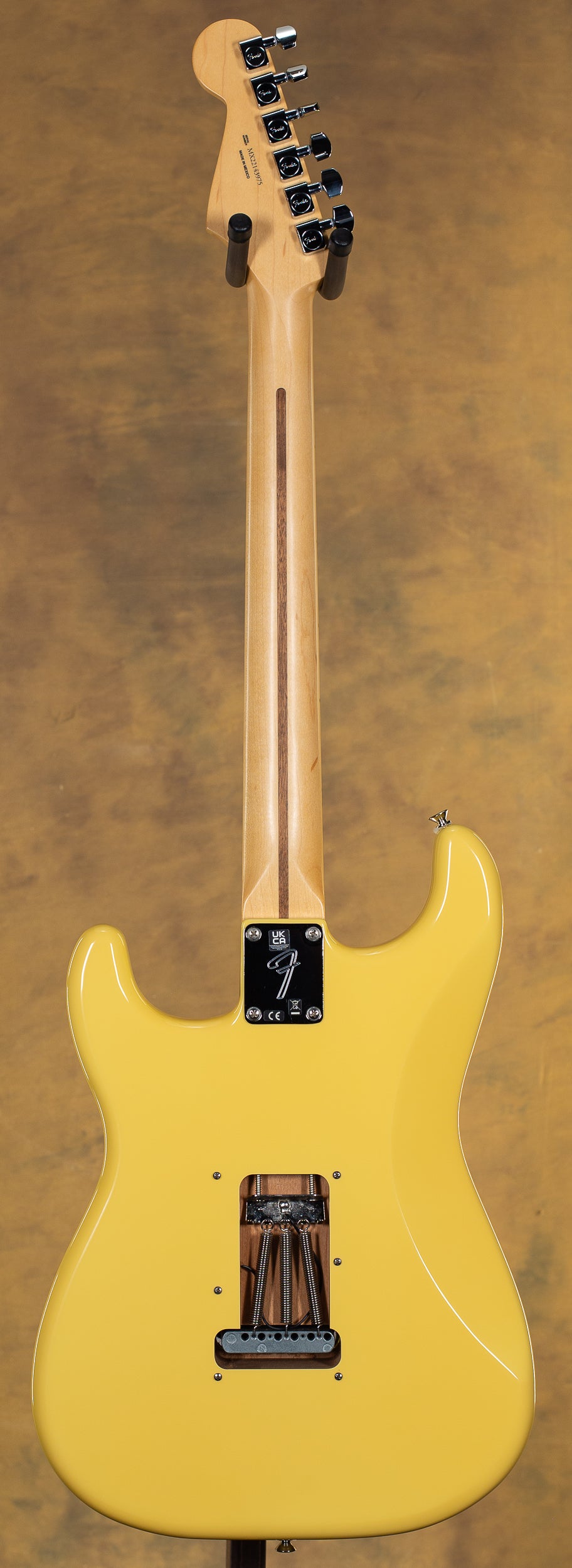 2022 Fender Player Strat Buttercream Maple