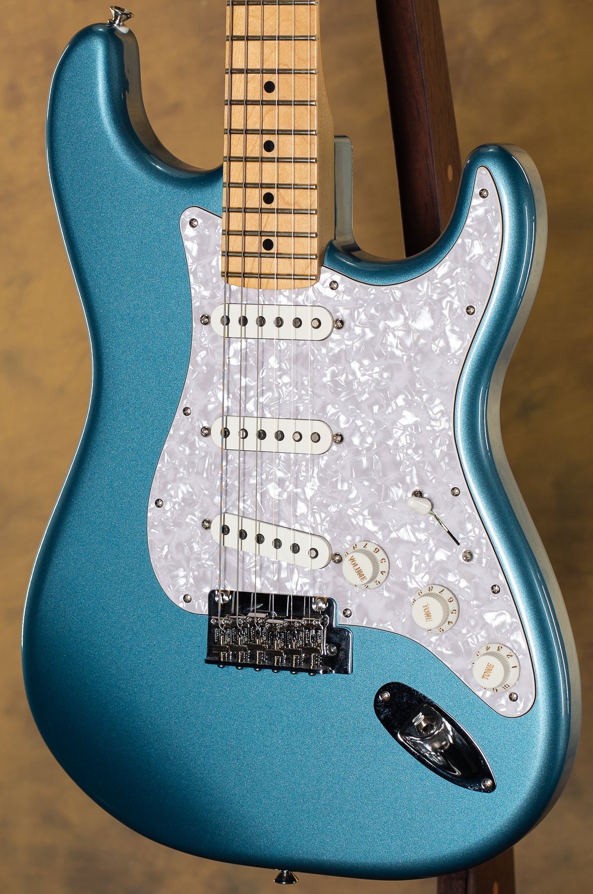 2022 Fender Player Stratocaster Tidepool Maple