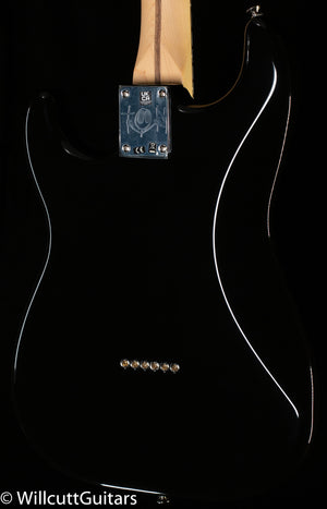 Fender Limited Edition Tom Delonge Stratocaster Rosewood Fingerboard Black (221)