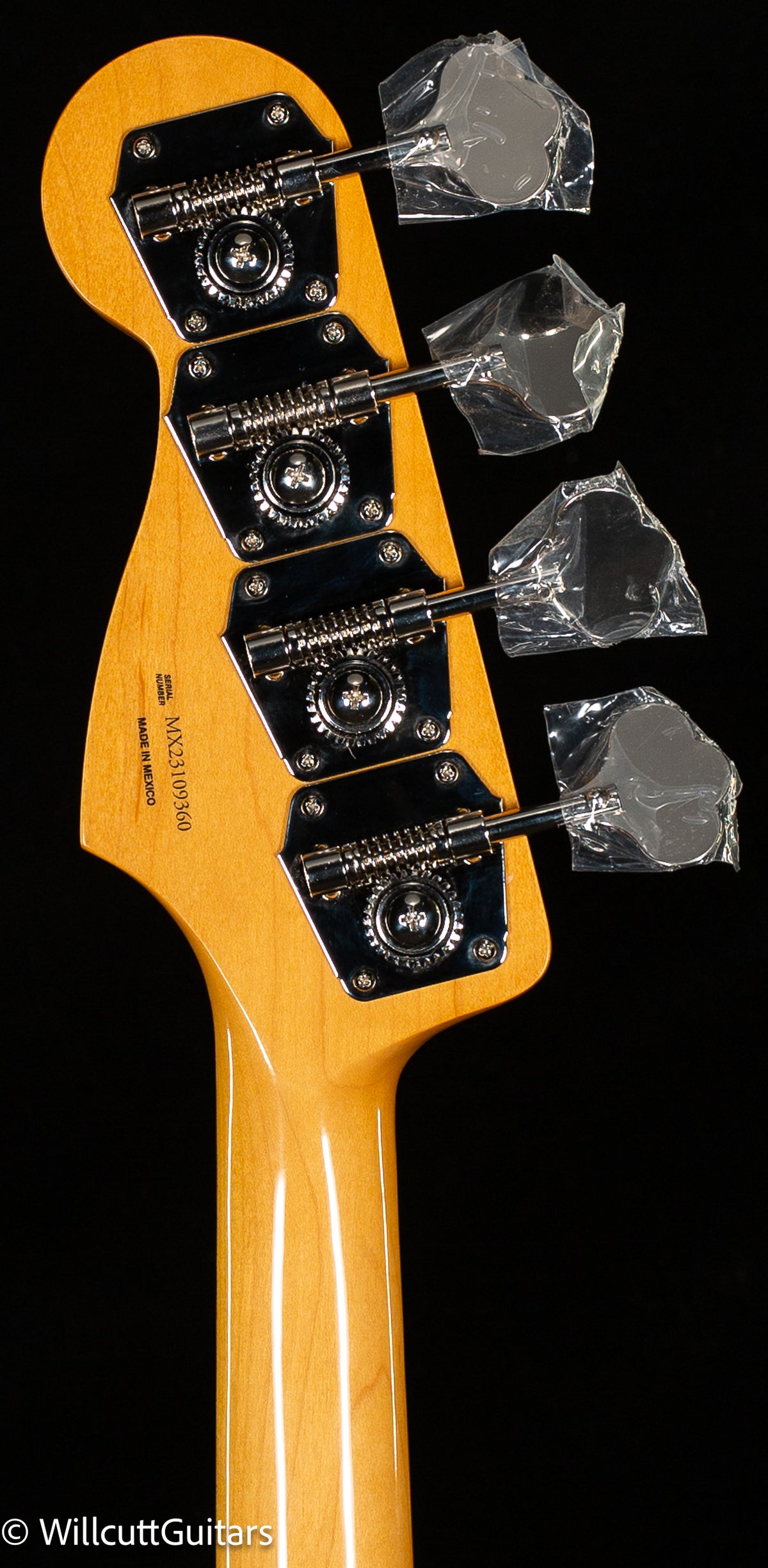 Fender Vintera II &#39;60s Jazz Bass Rosewood Fingerboard Black (360)