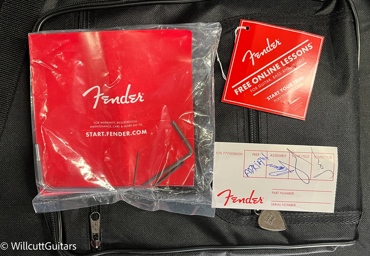 Fender Vintera II &#39;70s Telecaster Deluxe with Tremolo, Maple Fingerboard, Surf Green (848)