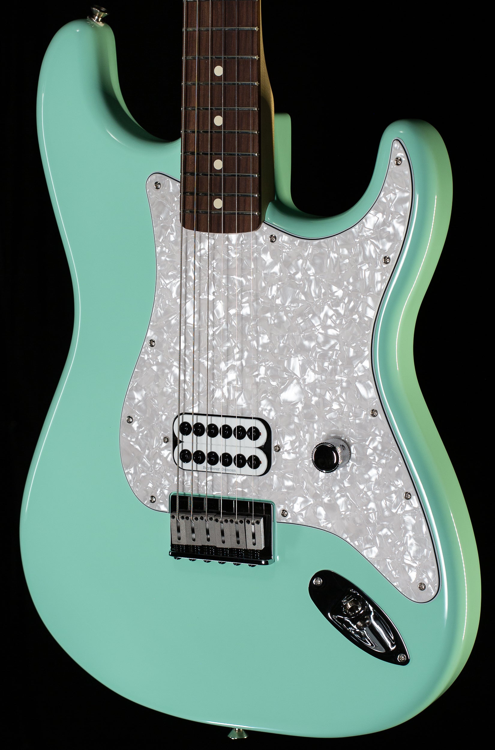 ギター Fender Tom Delonge Stratocaster Amazon.com: Fender Tom DeLonge Stratocaster Electric Guitar