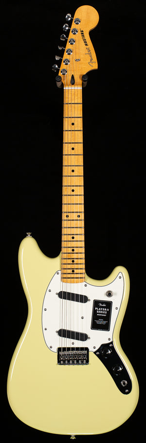 Fender Player II Mustang Maple Fingerboard Hialeah Yellow (869)