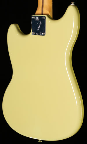 Fender Player II Mustang Bass PJ Rosewood Fingerboard Hialeah Yellow (795)