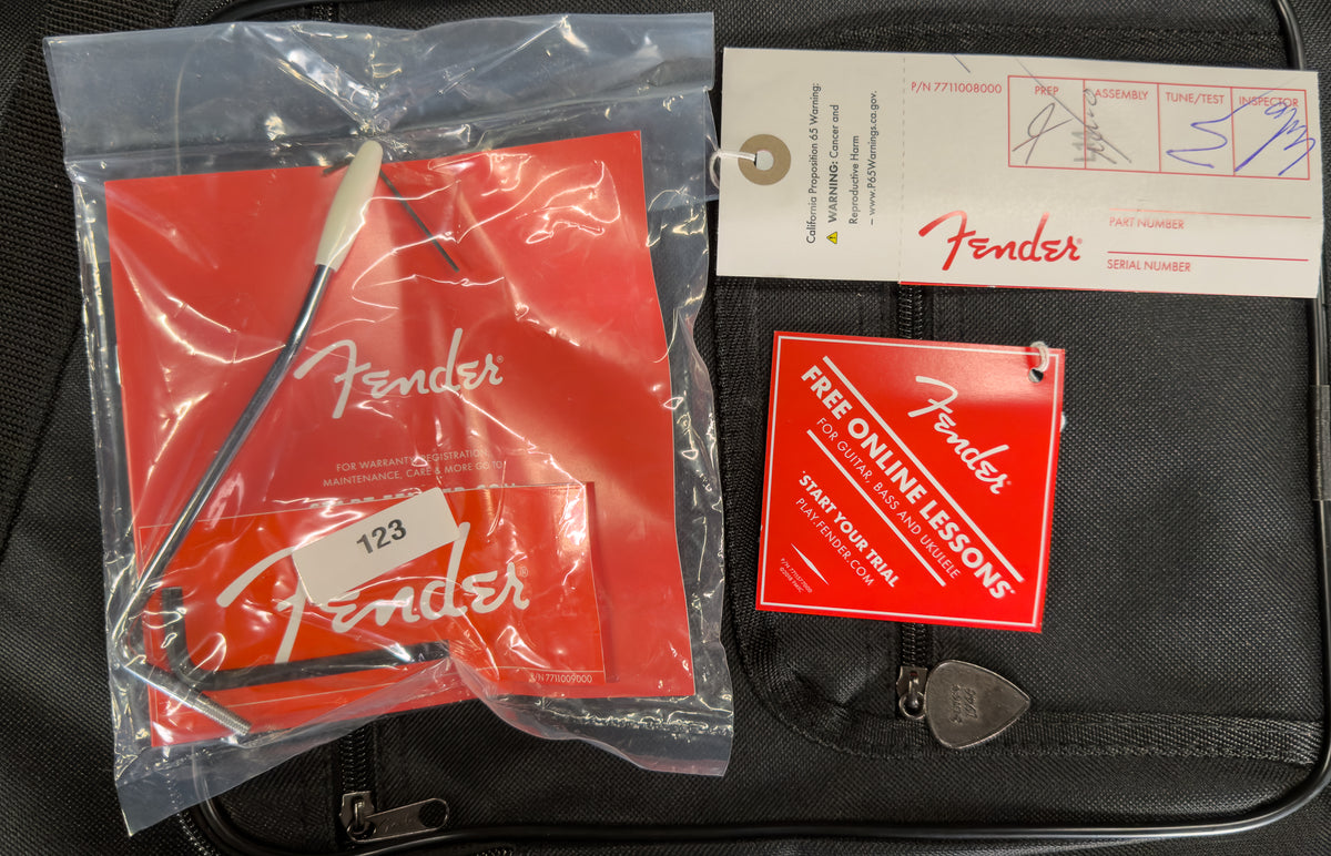 Fender Player II Modified Stratocaster Rosewood Fingerboard Electric Blue (542)