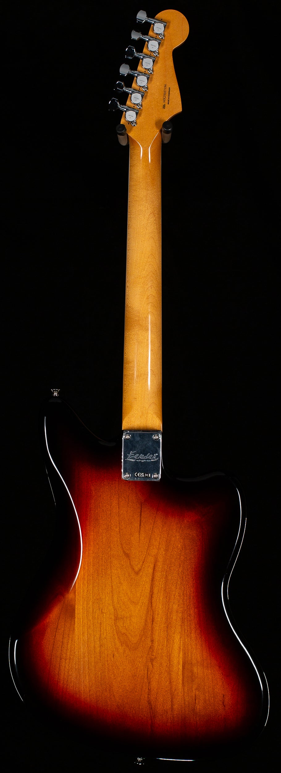 Fender Kurt Cobain Jaguar Rosewood Fingerboard 3-Color Sunburst Lefty (194)