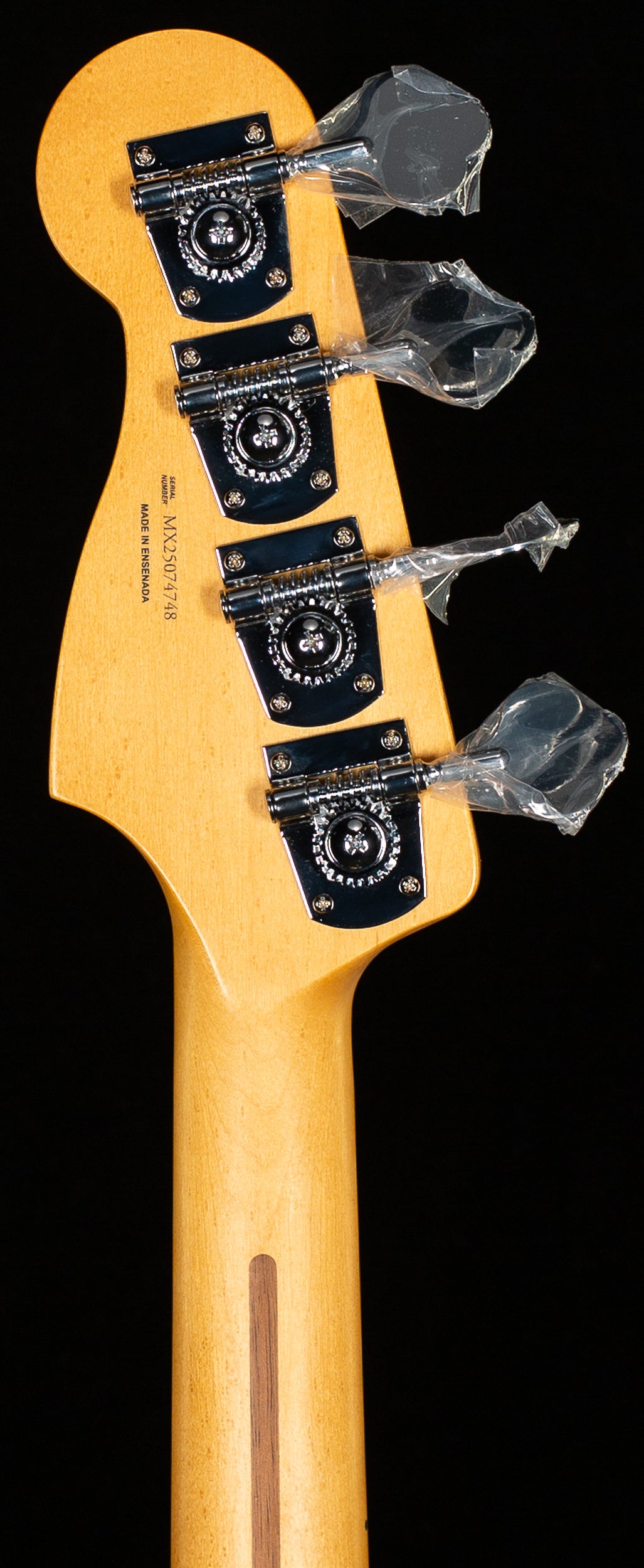 Fender Player II Precision Bass Maple Fingerboard Hialeah Yellow (748)