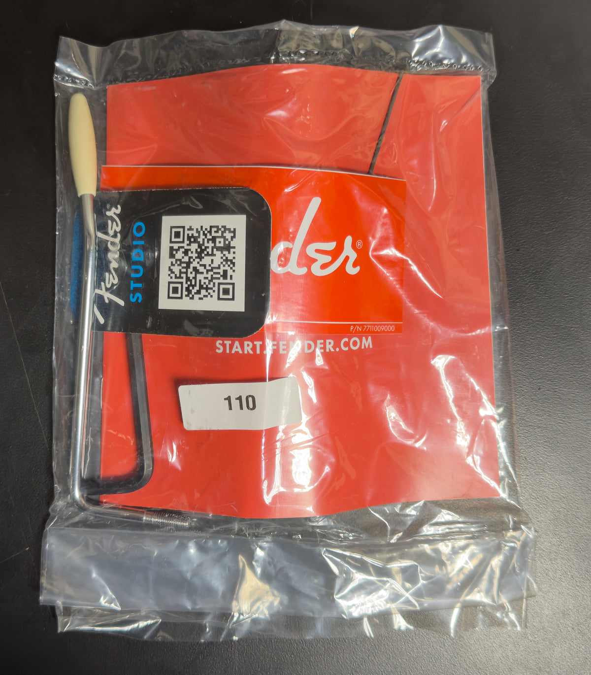 Fender Player II Stratocaster Maple Fingerboard Polar White (463)