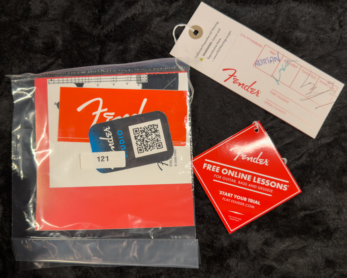 Fender Limited Edition Road Worn &#39;60s Telecaster Maple Fingerboard Blonde (848)