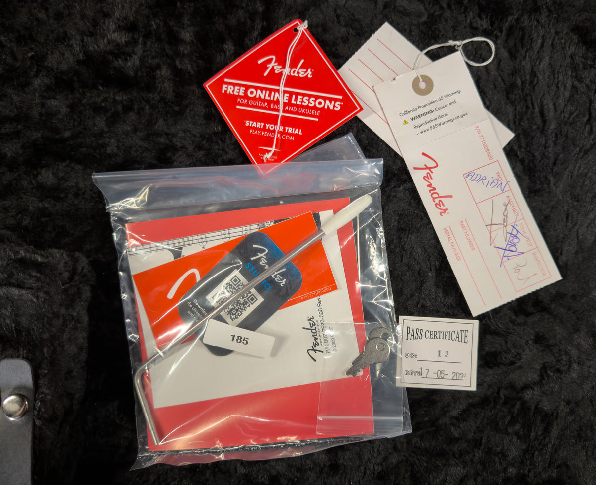 Fender Limited Edition Vintera II Road Worn &#39;50s Jazzmaster Rosewood Fingerboard 3-Color Sunburst (581)