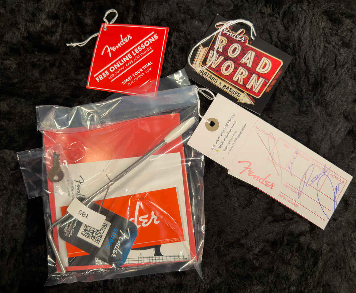 Fender Limited Edition Vintera II Road Worn &#39;50s Jazzmaster Rosewood Fingerboard Fiesta Red (894)