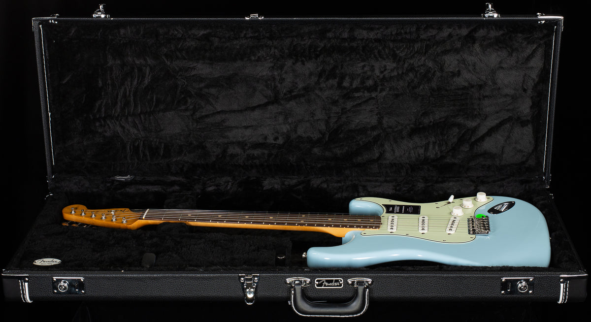 Fender Limited Edition Vintera II Road Worn '60s Stratocaster Sonic Blue (864)