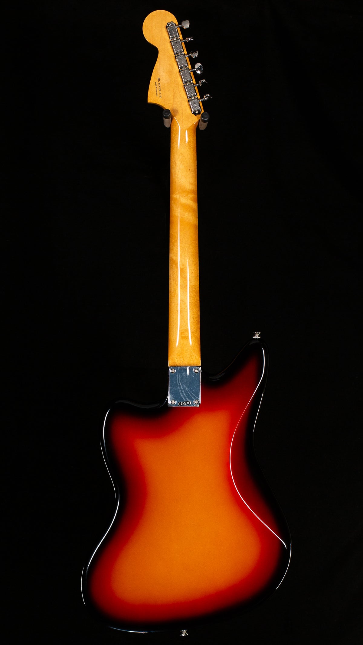 Fender Vintera III Mid '60s Jaguar, Rosewood Fingerboard, 3-Color Sunburst (720)