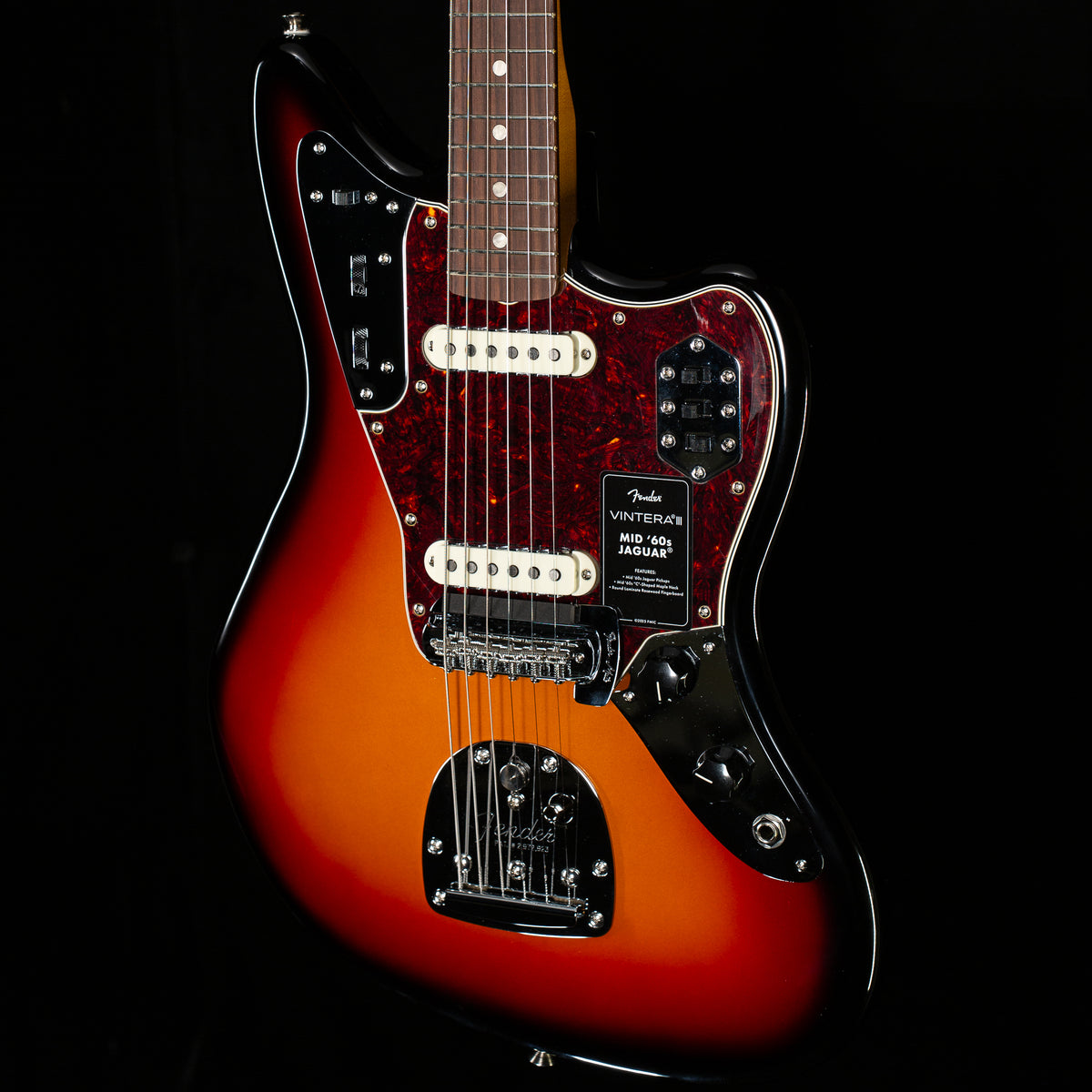 Fender Vintera III Mid '60s Jaguar, Rosewood Fingerboard, 3-Color Sunburst (720)