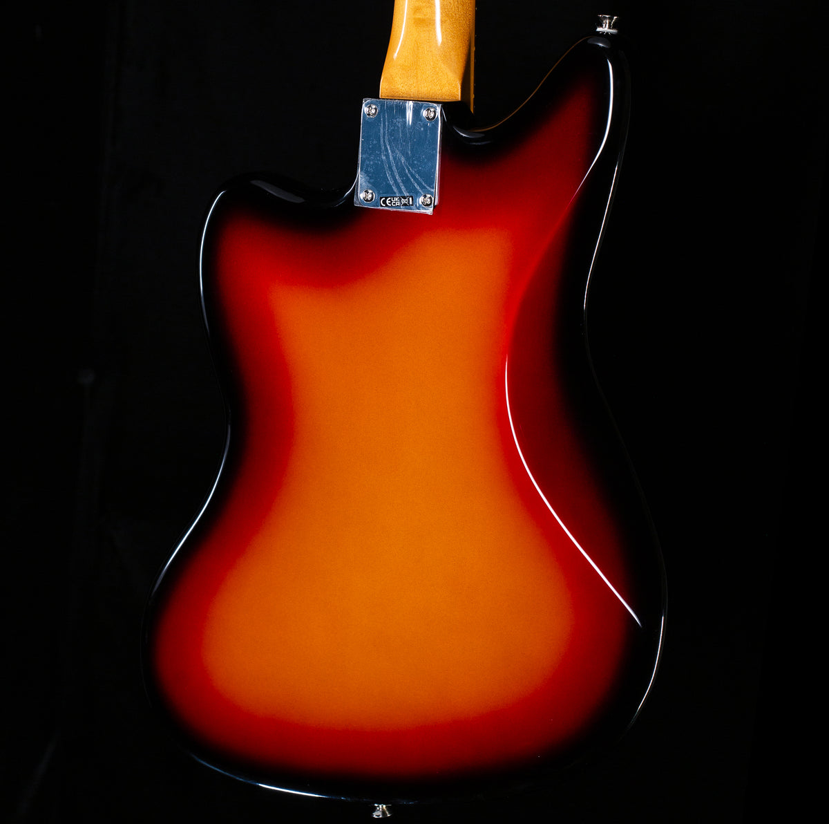 Fender Vintera III Mid '60s Jaguar, Rosewood Fingerboard, 3-Color Sunburst (720)
