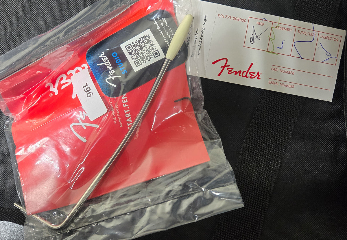 Fender Vintera III Mid '60s Jaguar, Rosewood Fingerboard, Sherwood Green Metallic (537)