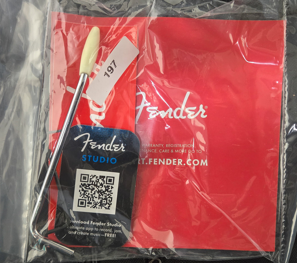 Fender Vintera III Mid '60s Mustang, Rosewood Fingerboard, Sonic Blue (382)