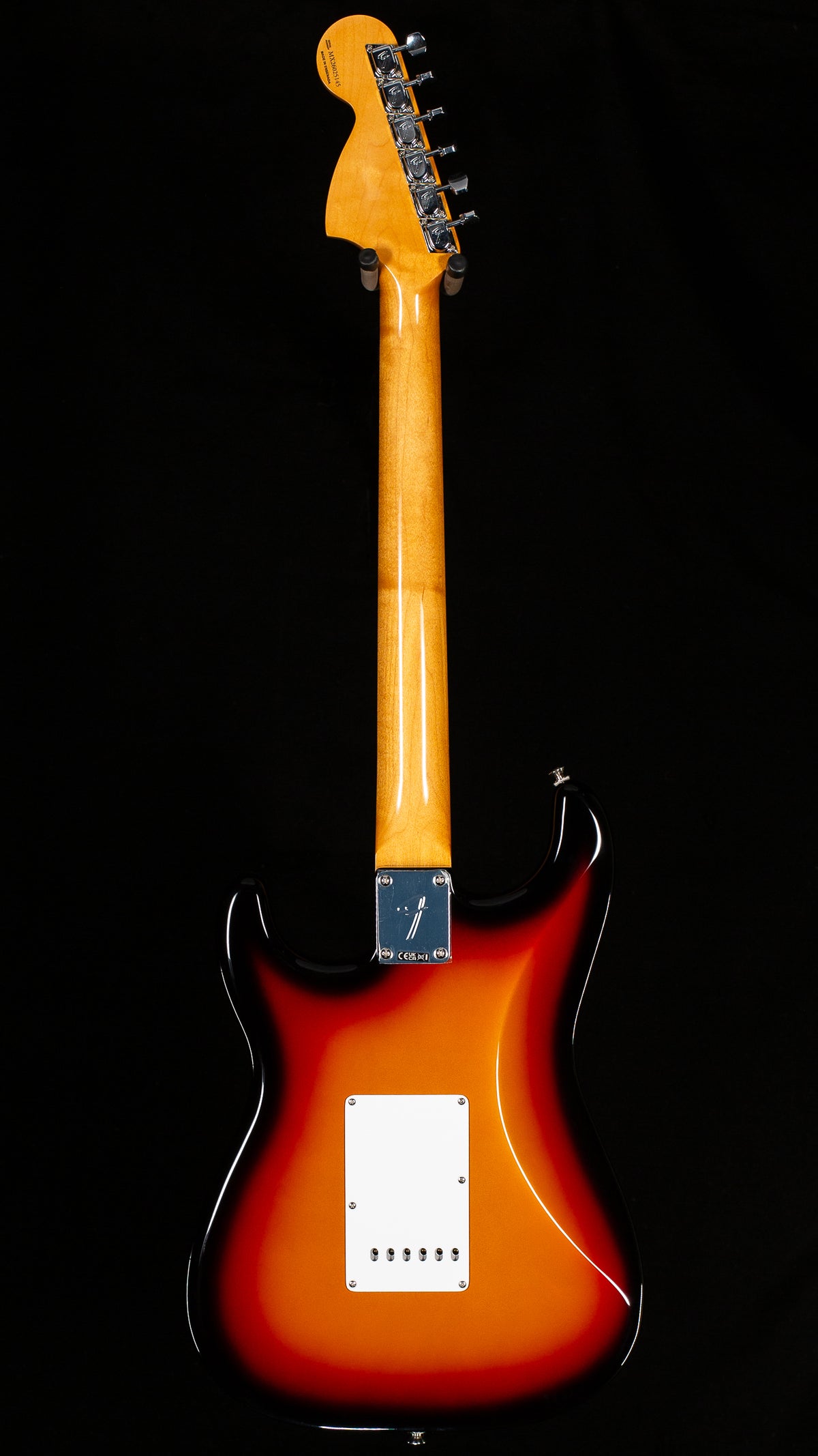 Fender Vintera III Late '60s Stratocaster, Rosewood Fingerboard, 3-Color Sunburst (145)