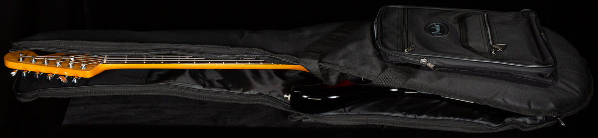 Fender Vintera III Late '60s Stratocaster, Rosewood Fingerboard, 3-Color Sunburst (145)