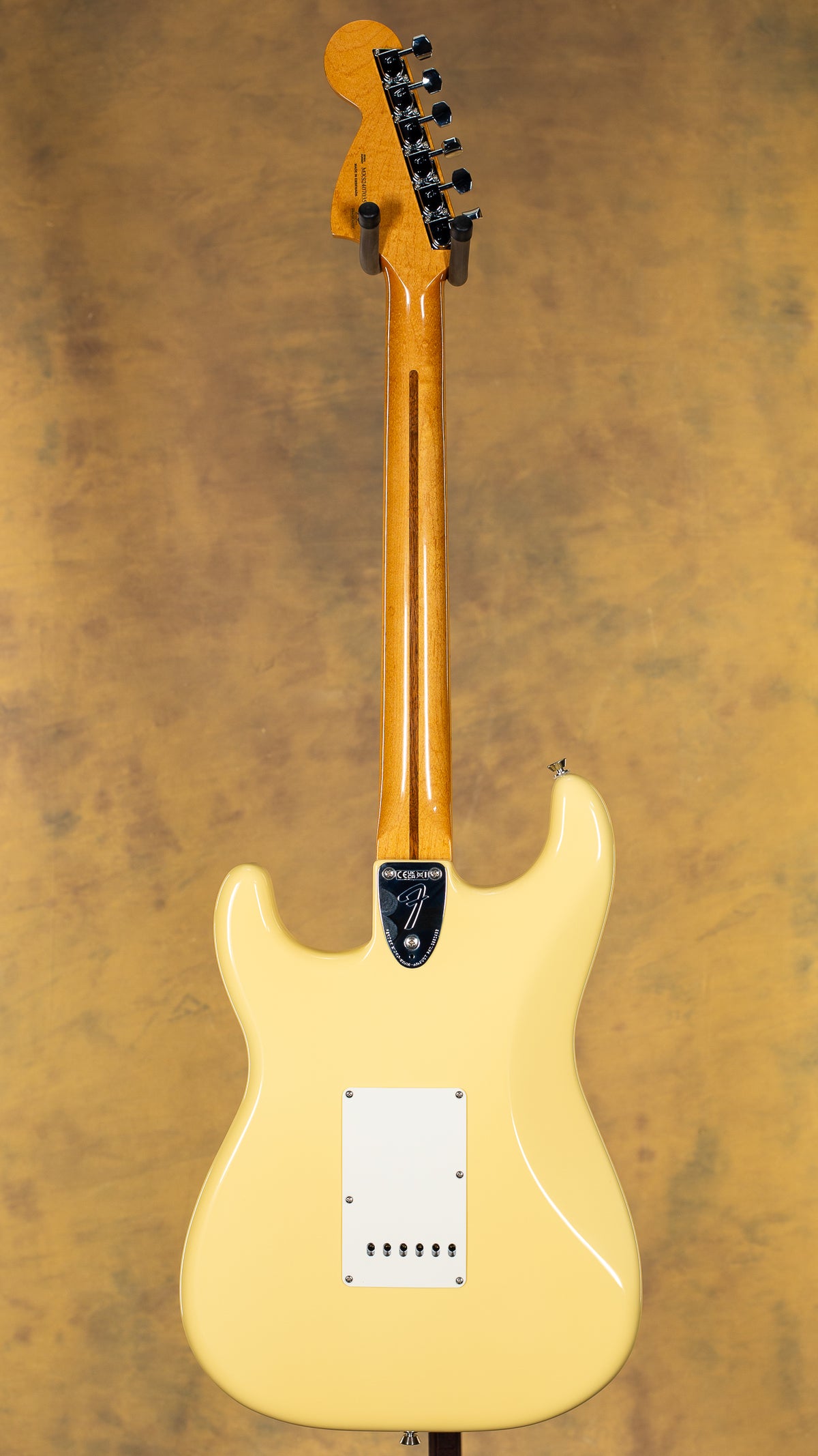 2025 Fender Vintera II 70s Stratocaster Vintage White