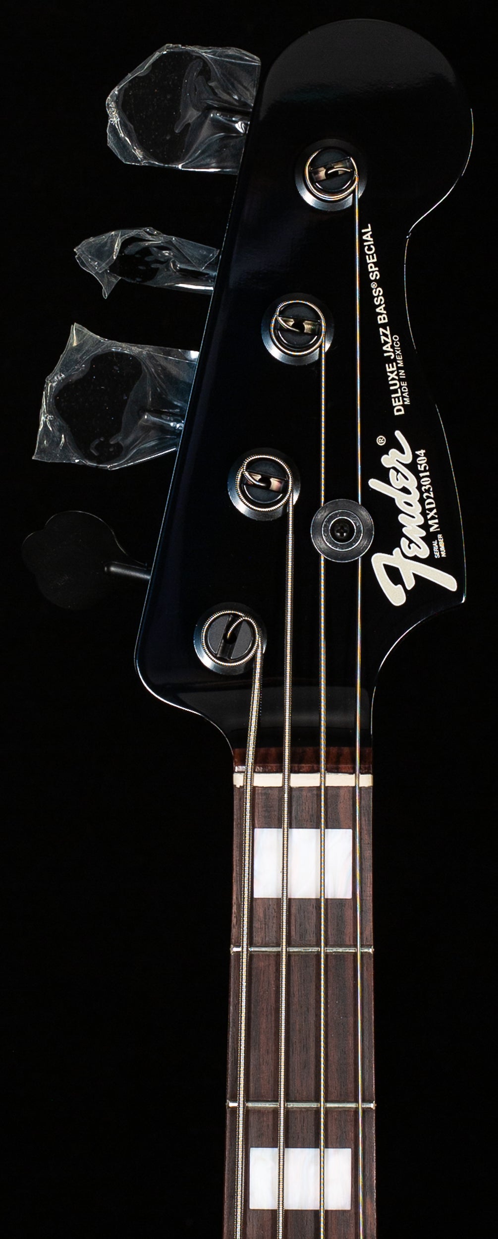 Fender Duff McKagan Deluxe Precision Bass Rosewood Fingerboard Black (504)