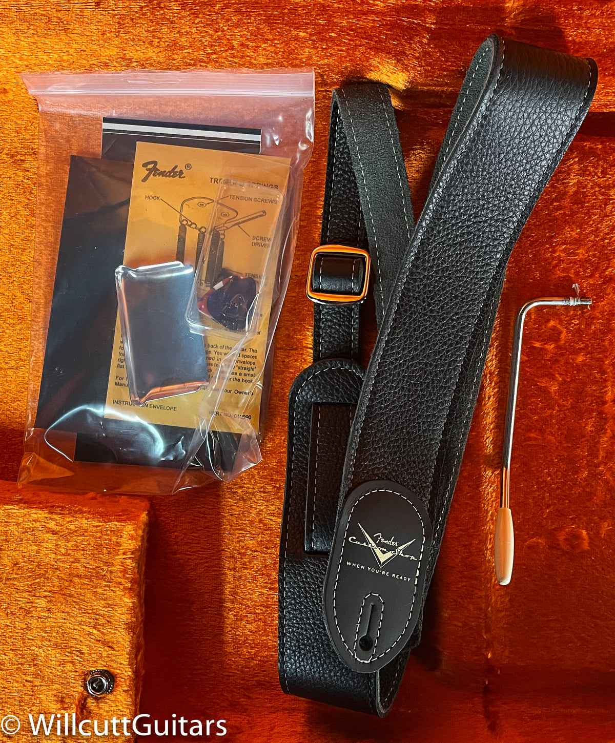 Fender Custom Shop Michael Landau Signature 1968 Stratocaster, Round-Laminated Rosewood, Bleached 3-Color Sunburst