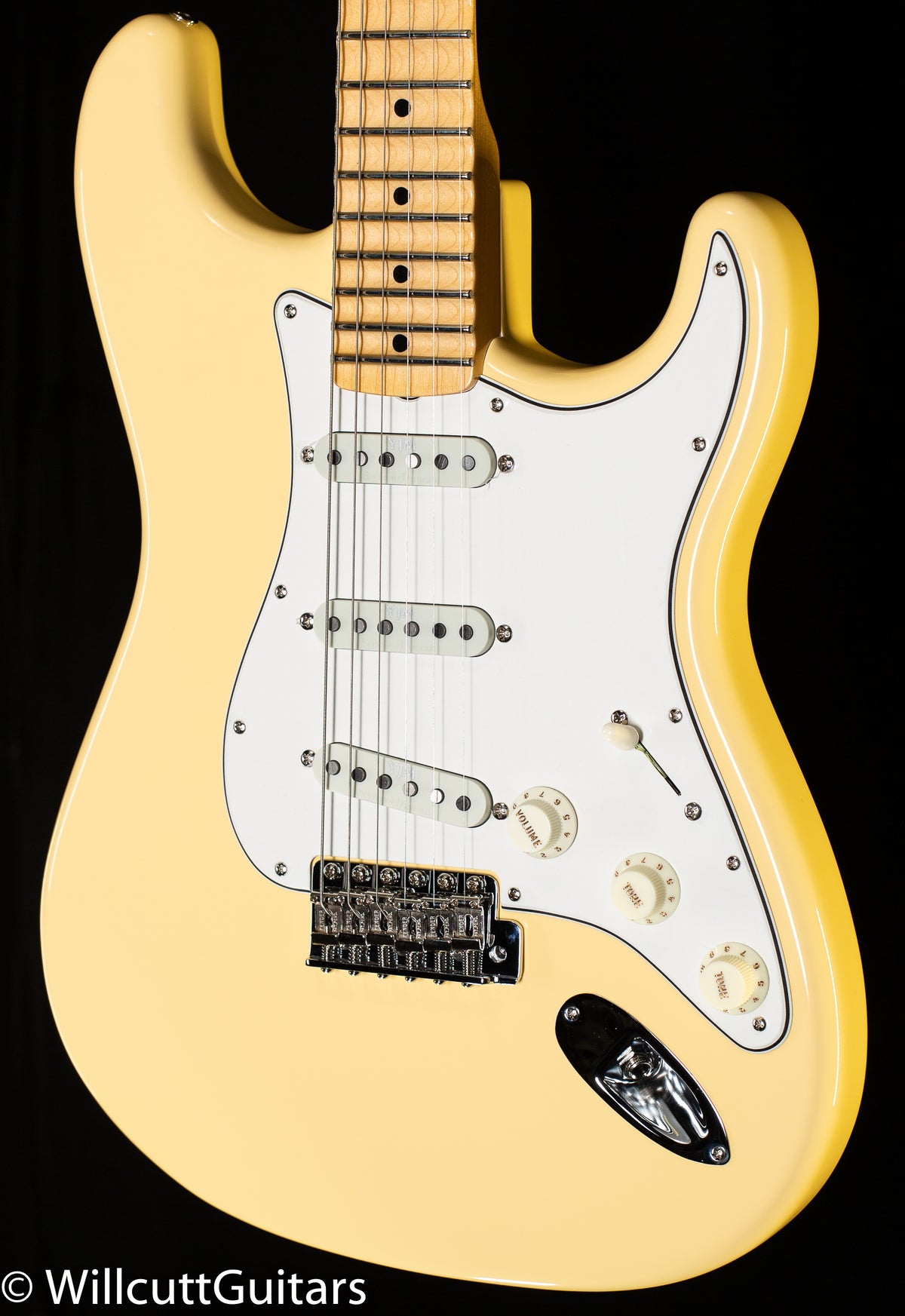 Fender Custom Shop Yngwie Malmsteen Signature Stratocaster Scalloped Maple Fingerboard Vintage White (450)