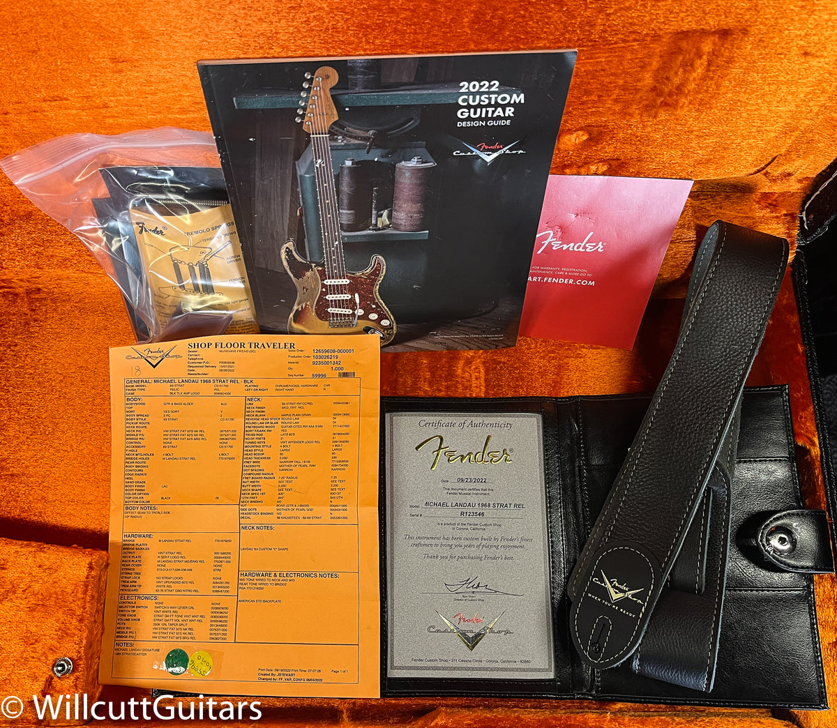 Fender Custom Shop Michael Landau Signature 1968 Stratocaster Round-Laminated Rosewood Black (546)