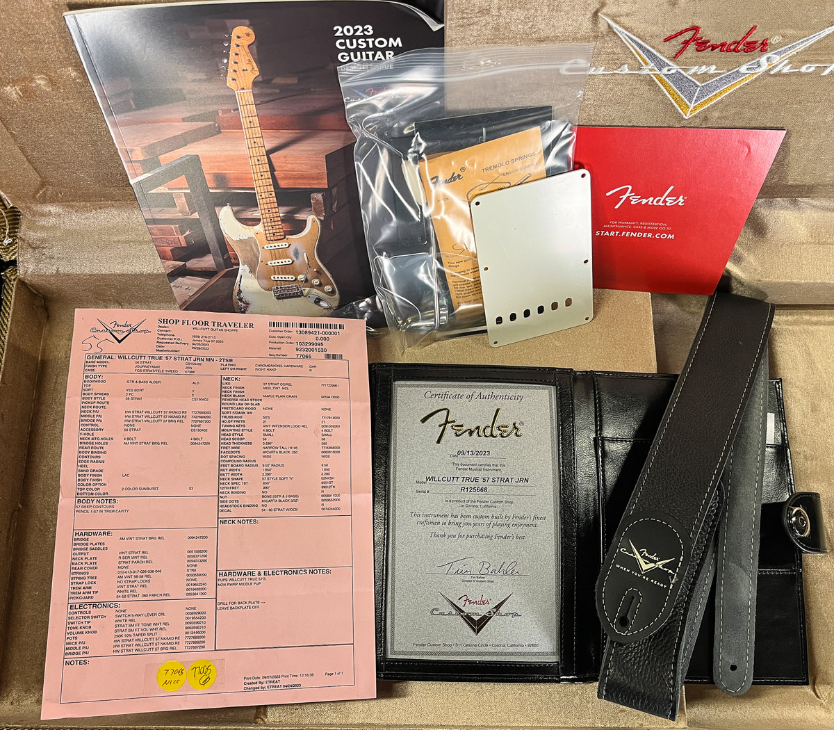 Fender Custom Shop Willcutt True &#39;57 Stratocaster Journeyman Relic 2-Tone Sunburst 57 V (668)