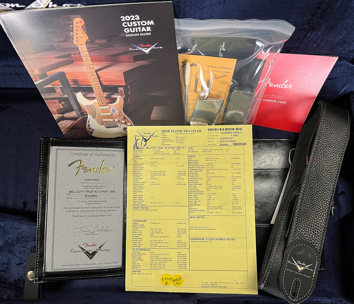 Fender Custom Shop Willcutt True '62 Stratocaster Journeyman Relic Olympic White Large C (693)