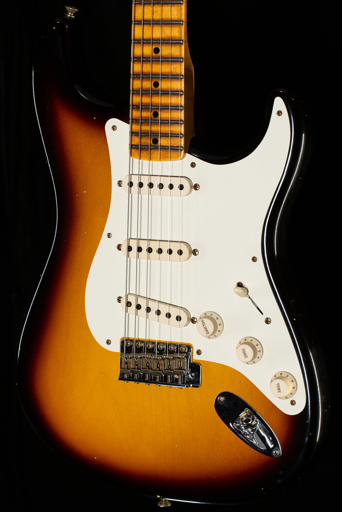 Fender Custom Shop Willcutt True &#39;57 Stratocaster Journeyman Relic 2-Tone Sunburst 65 C (878)