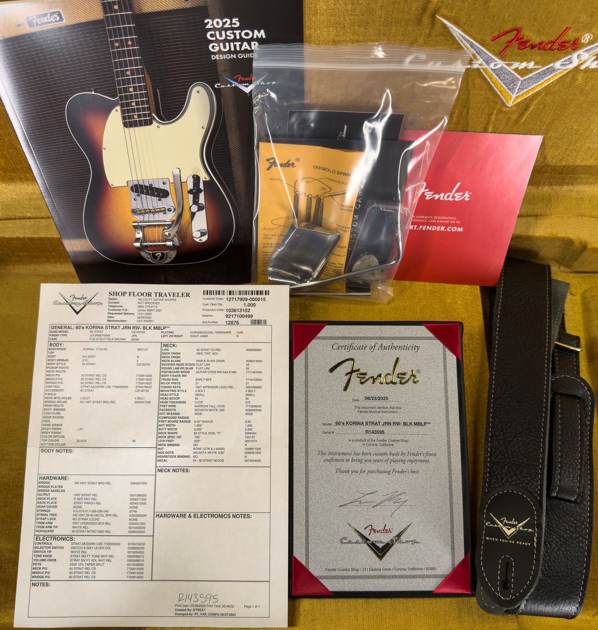Fender Custom Shop Masterbuilt Levi Perry 60&#39;s Korina Stratocast Journeyman Relic Black (595)