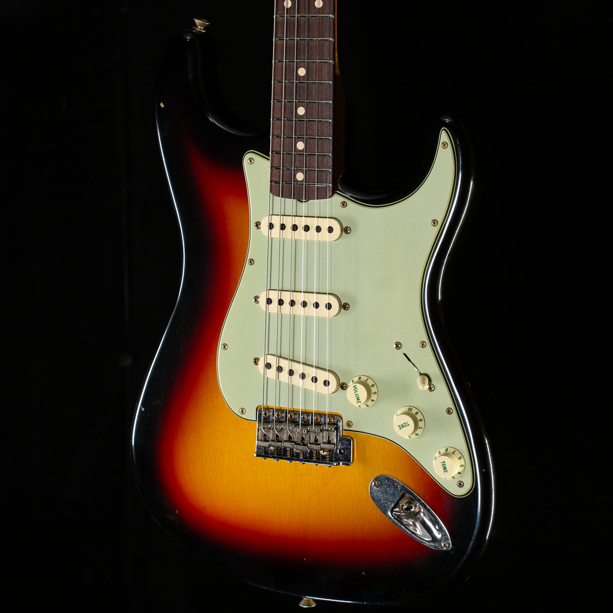 Fender Custom Shop Willcutt True '62 Journeyman Relic 3-Tone Sunburst Large C (184)