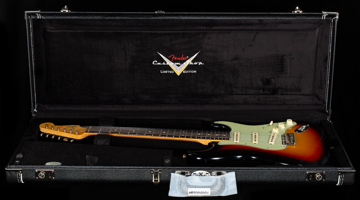 Fender Custom Shop Willcutt True '62 Stratocaster Journeyman Relic 3-Tone Sunburst 60s C (062)