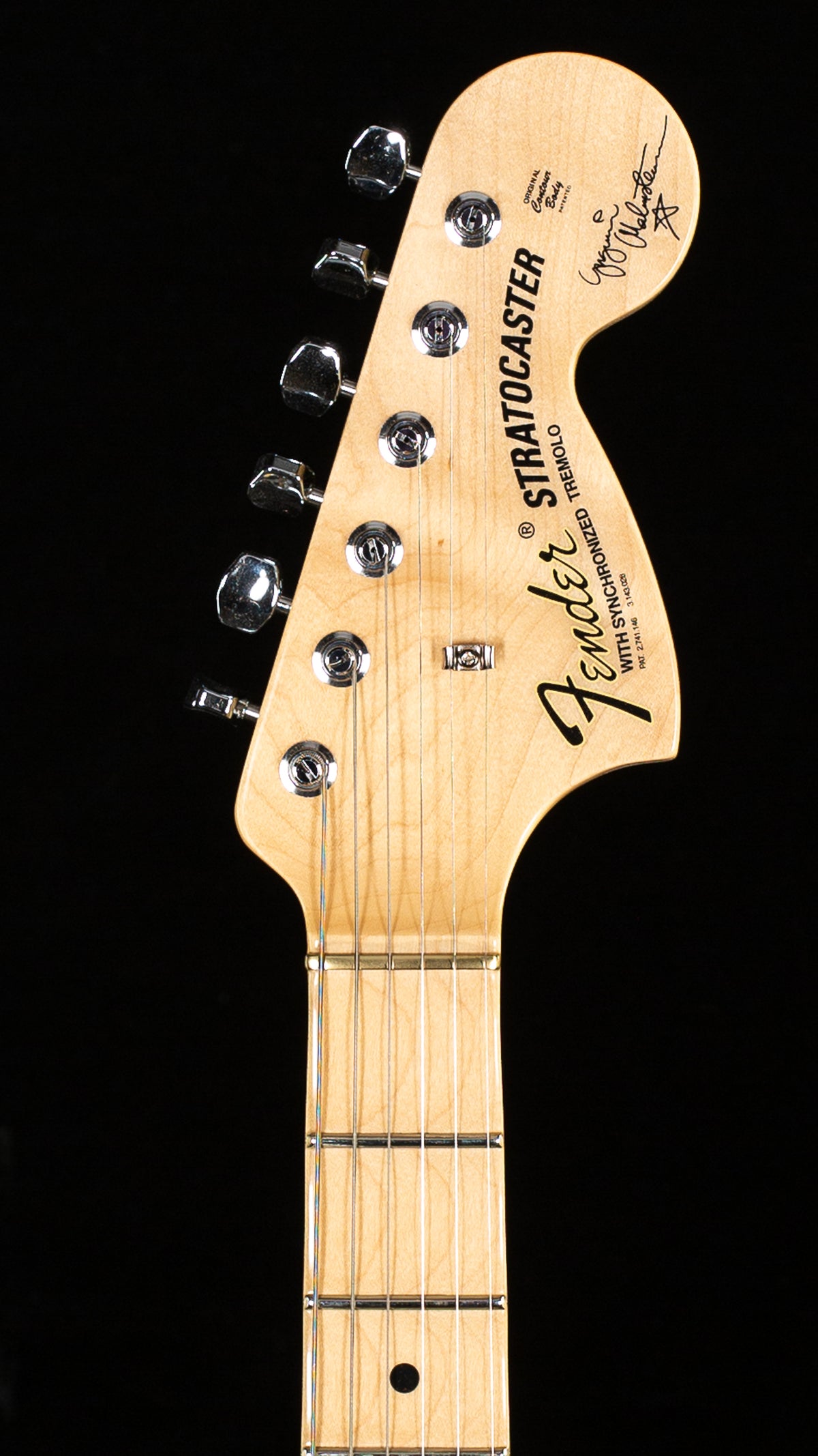 Fender Custom Shop Yngwie Malmsteen Signature Stratocaster Scalloped Maple Fingerboard Vintage White (501)