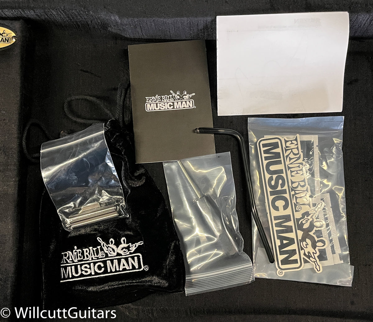 Ernie Ball Music Man Kaizen 6 Chalk White (935)