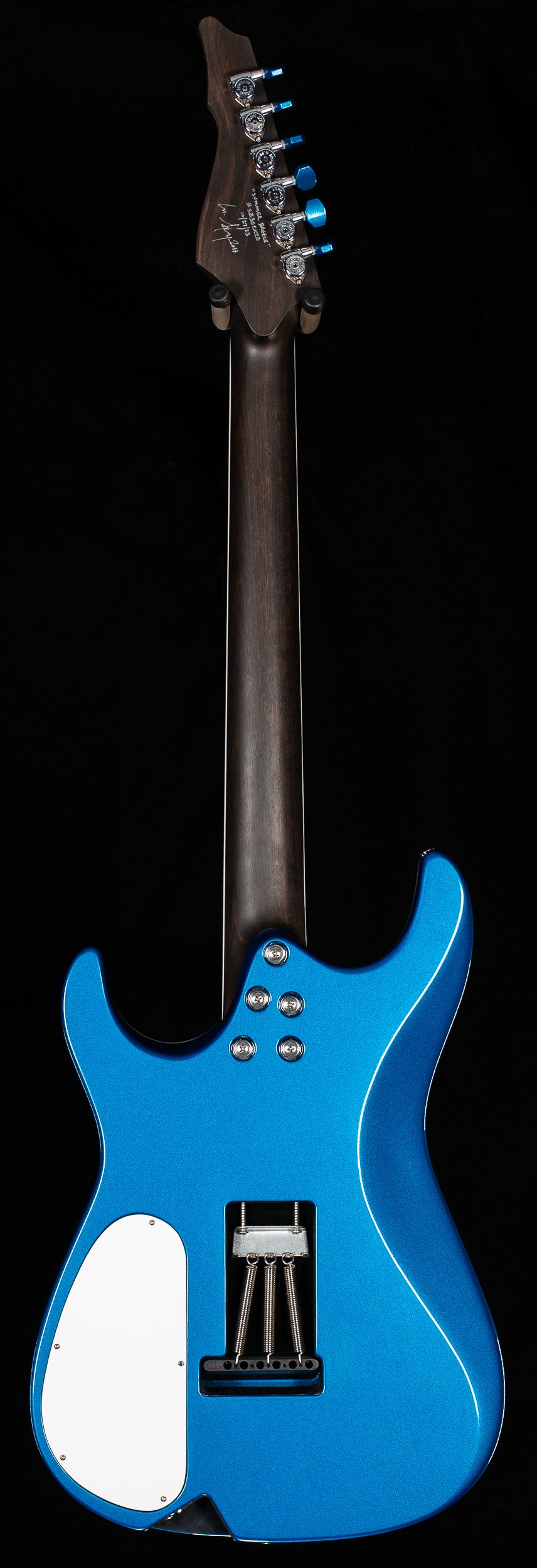 Artinger SS Summer Breeze Carved Top (K23)