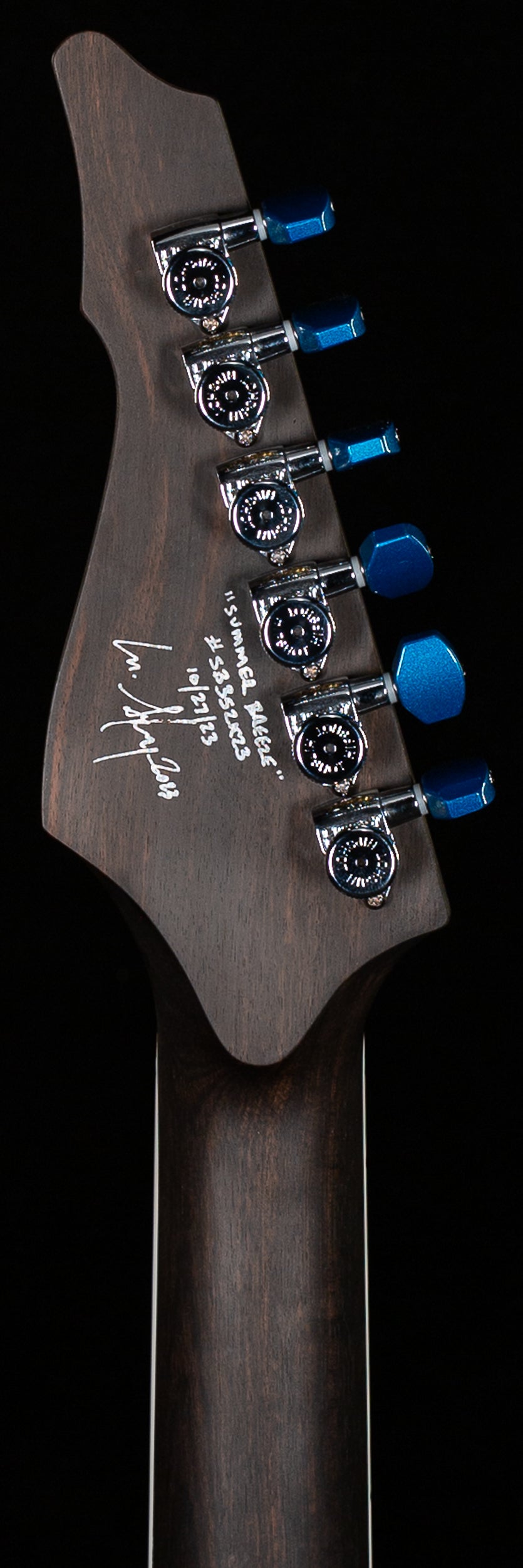 Artinger SS Summer Breeze Carved Top (K23)