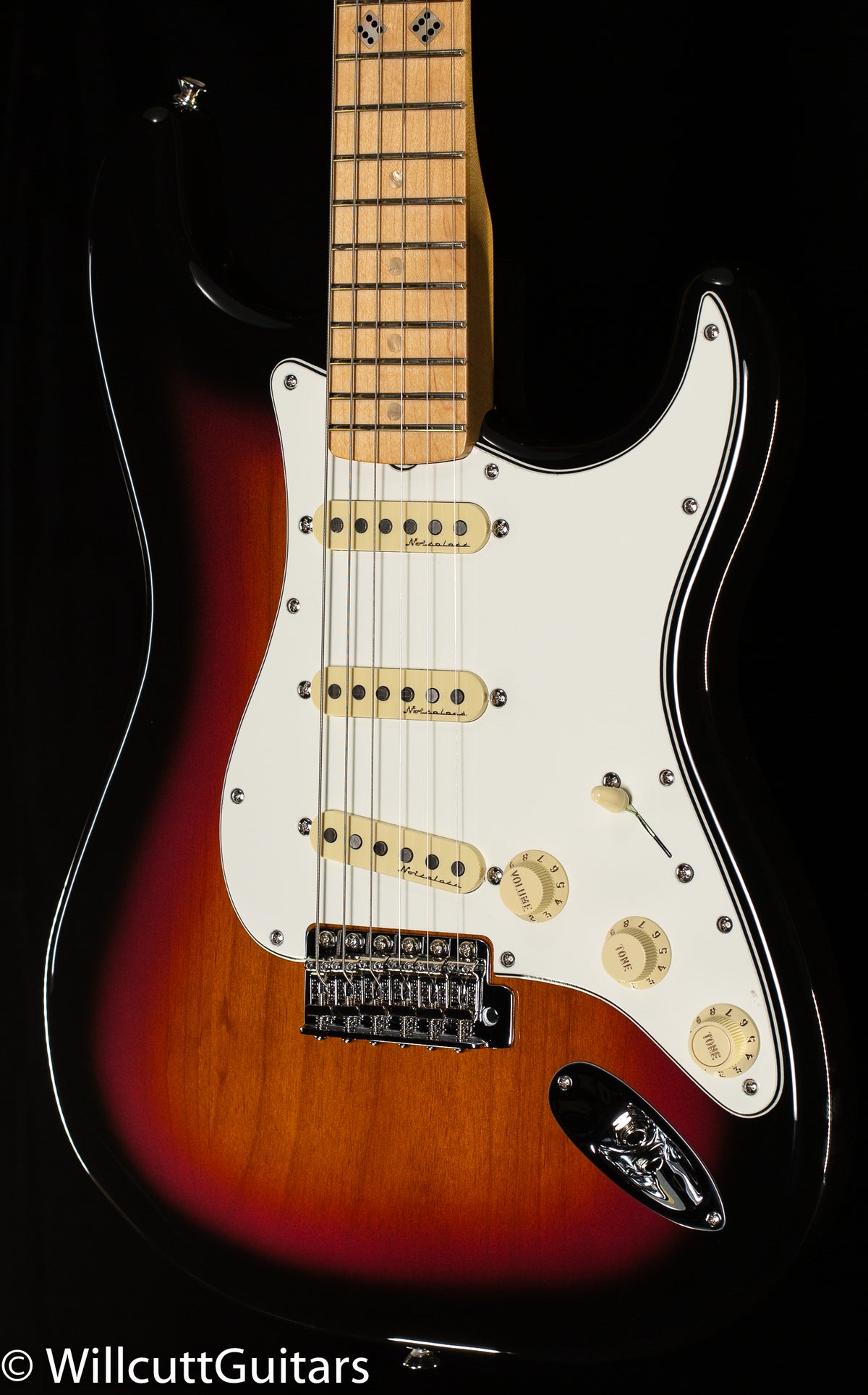 Fender Steve Lacy People Pleaser Stratocaster Maple Fingerboard Chaos Burst (405)