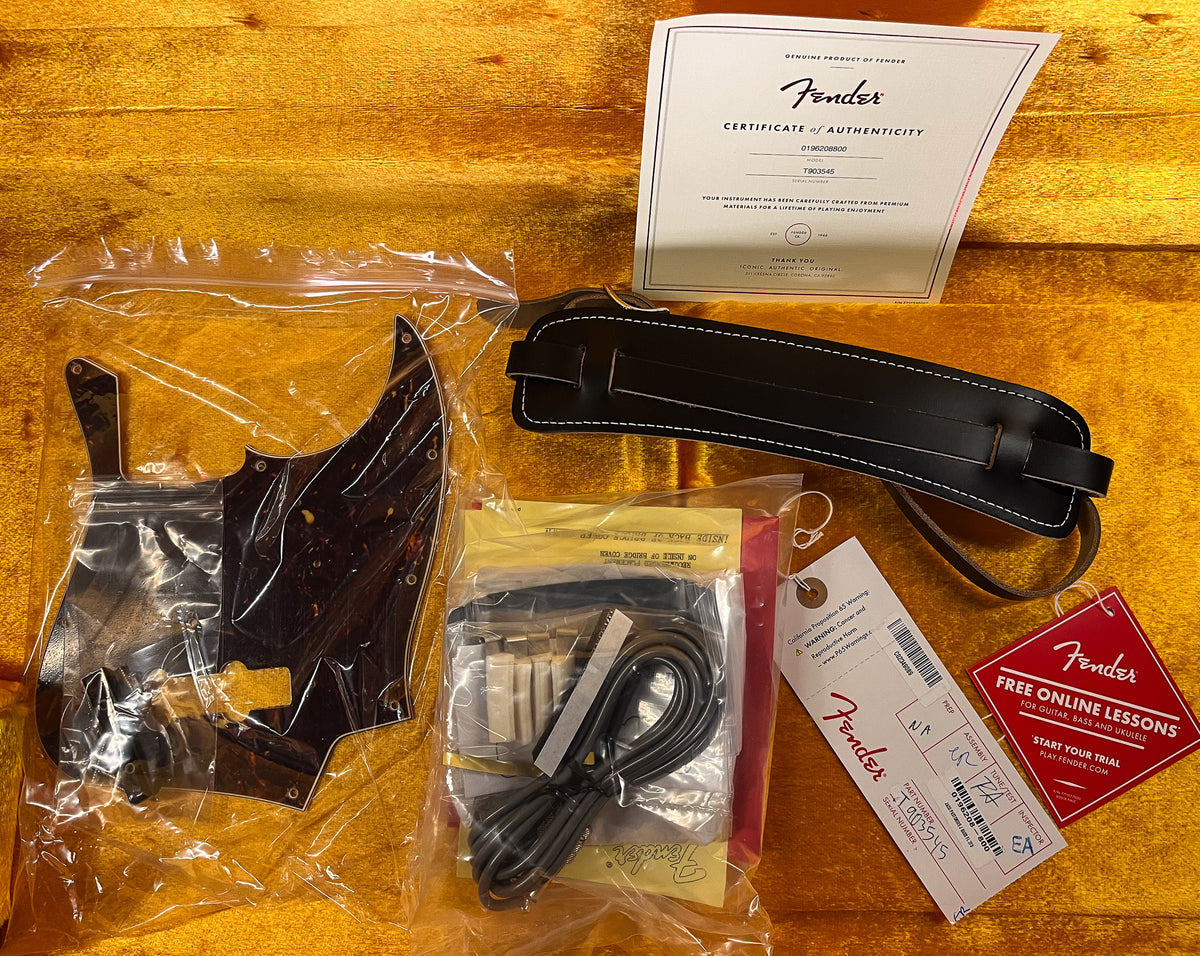 Fender Jaco Pastorius Jazz Bass, Fretless Pau Ferro Fingerboard 3-Color Sunburst (545)